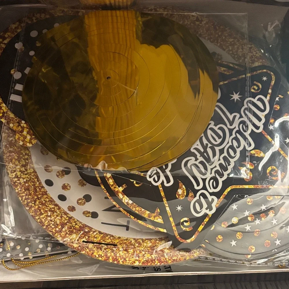 Happy Retirement Party Decoration Set - Black and Gold